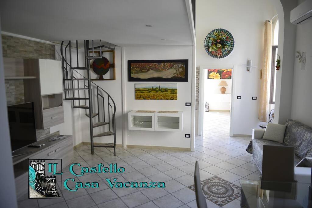 Il Castello Casa Vacanza ساليرنو المظهر الخارجي الصورة